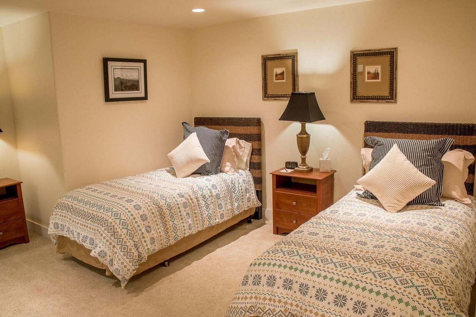 Thunder Springs Condo A2-6 ケチャム エクステリア 写真